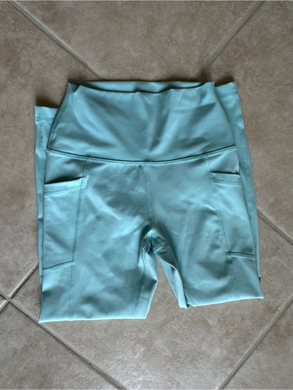 High-Waist Performance leggings in Light Aqua